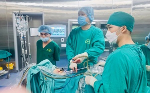 Y tế tuyến tỉnh xử lý nhiều ca khó, chăm sóc sức khỏe nhân dân