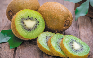 5 lý do bạn nên ăn một quả kiwi mỗi ngày