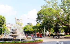 Bắc Bộ trời nắng, Nam Bộ nhiều nơi mưa lớn