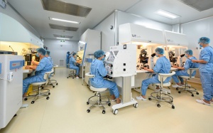 Y tế tuần: Bệnh viện tại Việt Nam đạt chuẩn quốc tế về điều trị hiếm muộn