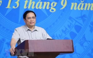 Chỉ đạo mới nhất của Thủ tướng về tiêm vaccine và vấn đề thiếu thuốc, vật tư y tế