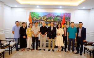 PGS.TS Trần Đáng cùng các hội viên VAFF tham dự iPHEX 2022