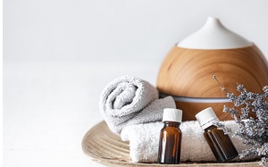 Chuẩn bị hỗn hợp tinh dầu giúp giảm cảm lạnh, cúm khi giao mùa