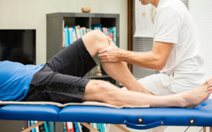 Giải pháp kiểm soát cơn đau thoái hóa khớp gối không cần phẫu thuật