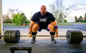 Người đàn ông khỏe nhất thế giới ăn gì trong một ngày?