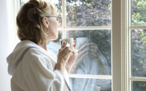 Lạm dụng những đồ uống này có thể ảnh hưởng sức khỏe 'cô bé' của bạn