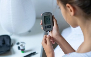 Làm sao kiểm soát đái tháo đường không phụ thuộc insulin?