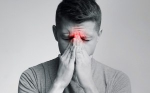 Các biện pháp tự nhiên khắc phục viêm xoang khi trời lạnh