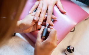 Nguy cơ sinh non liên quan đến hóa chất làm dẻo phthalate