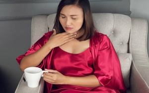 Cách điều trị viêm thanh quản tại nhà