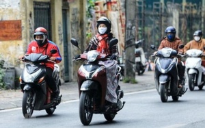 Bắc Bộ chìm trong giá rét, Trung Bộ mưa tầm tã