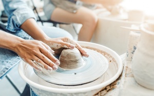 Tử vi thứ Năm (8/12/2022): Song Tử có thể tìm lại được một đam mê