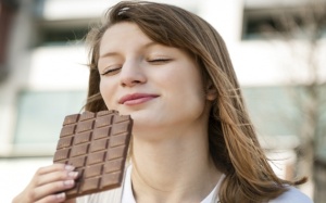 Điều gì sẽ xảy ra với cơ thể nếu bạn ăn chocolate mỗi ngày