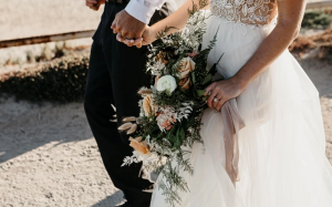 Bí quyết chăm sóc da và tóc trước ngày cưới