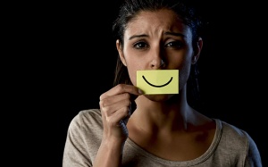 Dấu hiệu nhận diện người có ý định tự sát, cần can thiệp sớm thế nào?