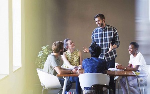 Tử vi thứ Ba (3/1/2023): Sư Tử nên chủ động trao đổi với đồng nghiệp