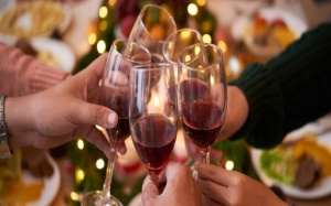 Những rủi ro khi kết hợp thuốc với rượu, bia