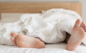 Làm thế nào tôi có thể giảm bớt hội chứng chân không yên?