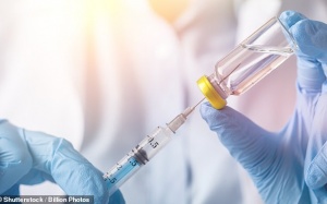 BioNTech thử nghiệm thuốc điều trị và vaccine ung thư công nghệ mRNA tại Anh