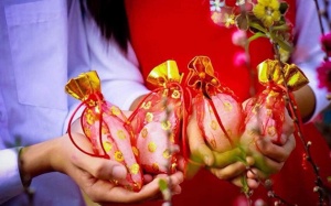 Vì sao có tục “đầu năm mua muối”?