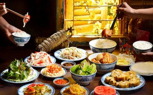 Những thực phẩm nên hạn chế trong dịp Tết