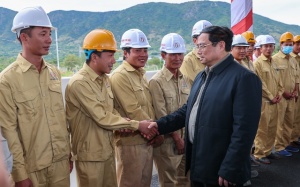 Thủ tướng kiểm tra, đôn đốc dự án cao tốc Nha Trang – Cam Lâm