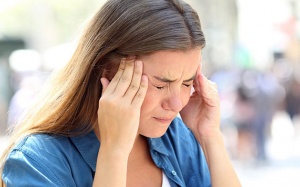 Nhức đầu chùm còn ảnh hưởng nặng nề tới phụ nữ