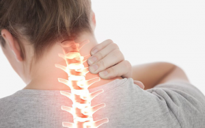 4 nguyên nhân thoái hóa đốt sống cổ bạn cần biết