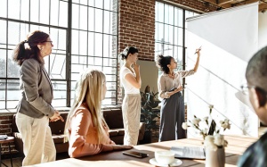 Tử vi thứ Ba (7/2/2023): Bọ Cạp rất hào hứng với các công việc nhóm