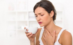 Bị khàn tiếng kéo dài nguy hiểm thế nào?