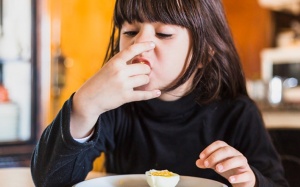 Chuyên gia gợi ý những thực phẩm tốt cho não bộ của trẻ