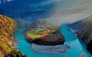 6 cung đường trong núi nổi tiếng Vân Nam