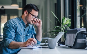 Tử vi thứ Sáu (24/2/2023): Ma Kết nên cố tập trung vào công việc