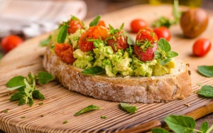 Bữa sáng nhanh gọn: Gợi ý 5 cách làm bánh mì trái bơ