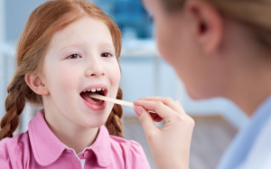 Đề phòng viêm mũi họng cấp ở trẻ trong thời điểm giao mùa