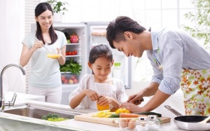 Gợi ý mâm cơm đơn giản cho phái mạnh trổ tài ngày 8/3