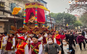 Lễ rước kiệu Thánh độc đáo 5 năm một lần giữa lòng Hà Nội
