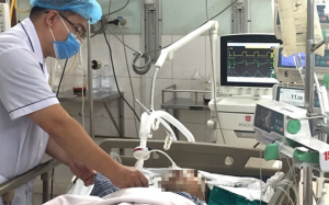 Y tế tuần: Cứu sống ca bệnh bị đâm thấu ngực