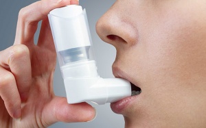 Thời tiết thay đổi thất thường tác động thế nào đến người mắc bệnh hen?