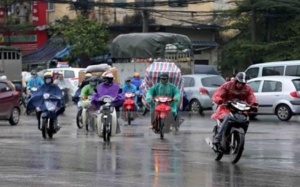 Bắc Bộ mưa dông, Nam Bộ nắng nóng