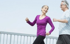 Mẹo cải thiện sức khỏe xương ở phụ nữ tiền mãn kinh