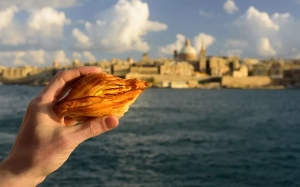 Đến Malta, thưởng thức món bánh ngọt đặc sản và hơn thế nữa