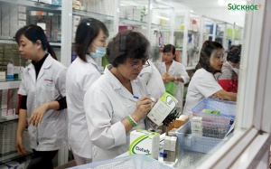 Yêu cầu chấm dứt tình trạng người bệnh phải tự mua thuốc, vật tư y tế ngoài viện