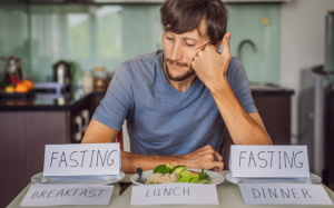 Có nên áp dụng chế độ ăn một bữa mỗi ngày để giảm cân?