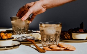 Chế độ ăn uống cho người bị run tay chân cần chú ý những gì?