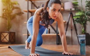 Rèn luyện cơ bắp toàn thân ngay tại nhà với bài tập 8 động tác