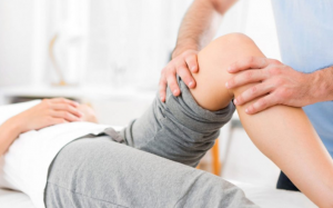 Thoái hóa khớp gối có phải phẫu thuật không?