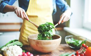 Tránh ăn rau này trong bữa tối để ngăn đầy hơi ban đêm