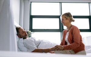 Sau phẫu thuật sửa van tim nên chăm sóc ra sao để nhanh phục hồi?