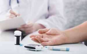 Người bệnh đái tháo đường bị sốt xuất huyết nguy hiểm thế nào?